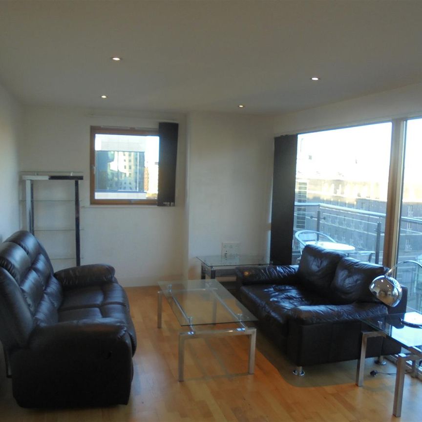 La Salle, Hunslet Leeds, LS10 1NG - Photo 1