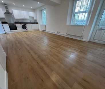 2 bedroom semi-detached house to rent - Photo 6