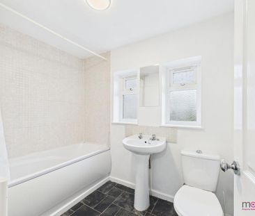 4 bedroom house to rent - Photo 3