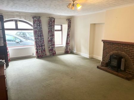 Springfield Road, Ulverston, LA12 0EE - Photo 5