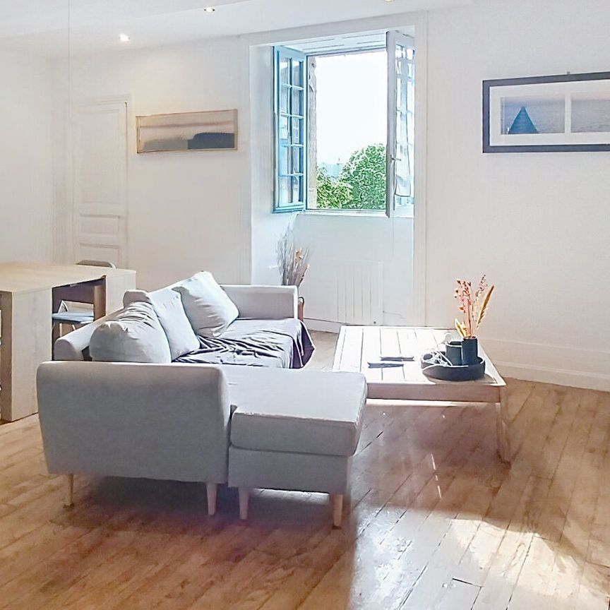 Location Appartement 1 pièce 46m² - Photo 1