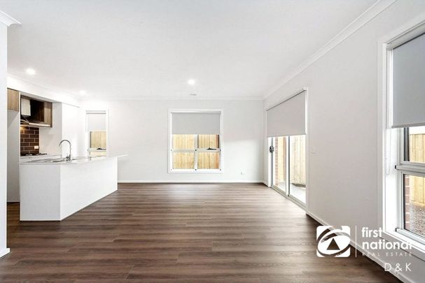 Modern Family Home in Prime Location - Photo 1