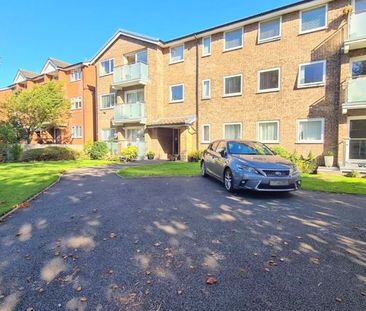 To Let – Shore Road, Ainsdale Village – Three Bedroom Apartment - Photo 3