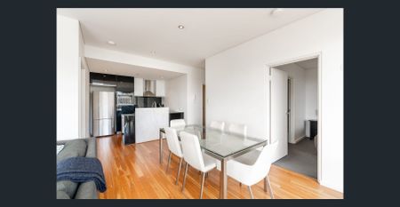 Furnished Executive 2×2, Wrap-Around Balcony, 2 Secure Bays — CBD/Kings Park Ridge - Photo 5