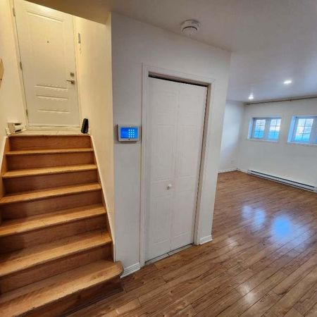 Appartement a Louer 4 1/2 (Laval) - Photo 4