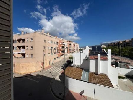 Alquiler de piso en Calle Campo Real - Photo 5