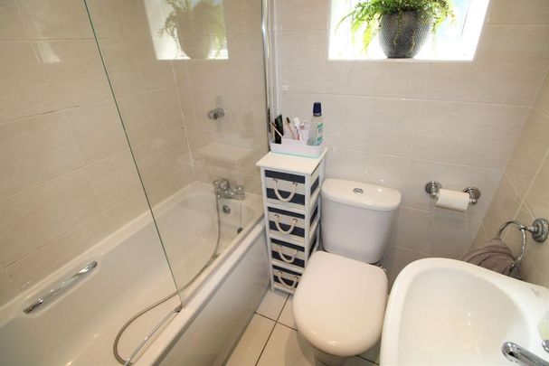 2 bedroom semi-detached house to rent - Photo 1