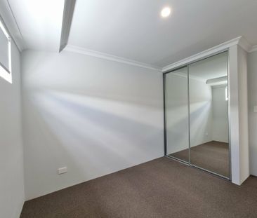 Brand New Family Home – Peaceful Whitby Lifestyle - Photo 3