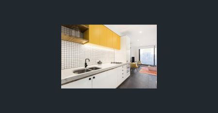 STUNNING ONE BEDROOM APARTMENT IN PRIME LOCATION!!! - Photo 4