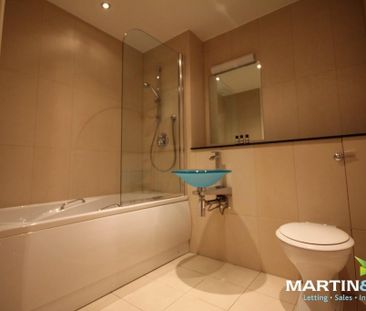 2 bedroom apartment to rent - Photo 6