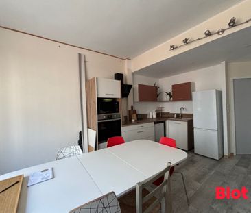 Location Appartement 3 pièces 75m² BREST 29200 - Photo 2