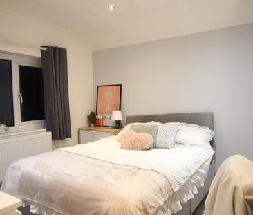 7 bedroom detached house to rent - Photo 3