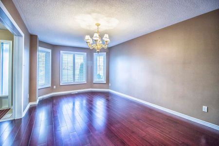 For Lease - 2667 Wynten Way, Oakville, Ontario - Photo 3