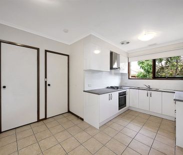 Unit 3/16 Brenbeal Street, Balwyn. - Photo 2