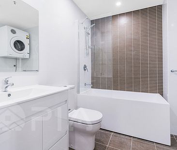 810/12 East Street Granville - Photo 4