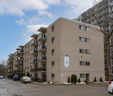 The Senate Apartments | 1223 Richmond St., London - Photo 1