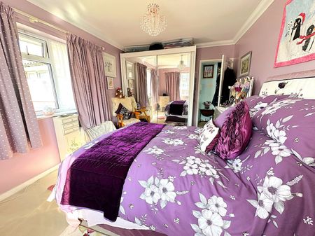 A 2 Bedroom Apartment Instruction to Let in Bexhill-on-Sea - Photo 3