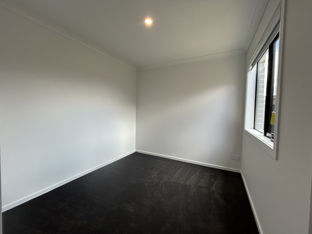 16 Luck Street, Sebastopol VIC, Belconnen - Photo 3