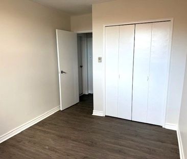 For Lease - 357 Wilson Road Unit# 218, Oshawa, Ontario - Photo 3