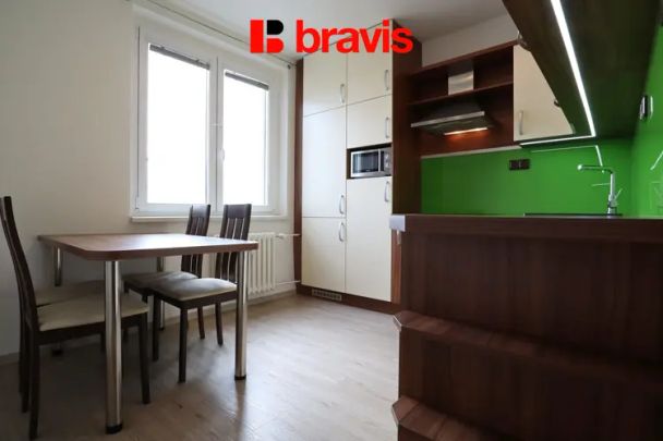 Pronájem byty 3+1, Brno - Židenice, ulice Bořetická, balkon, sklep - Fotografie 1