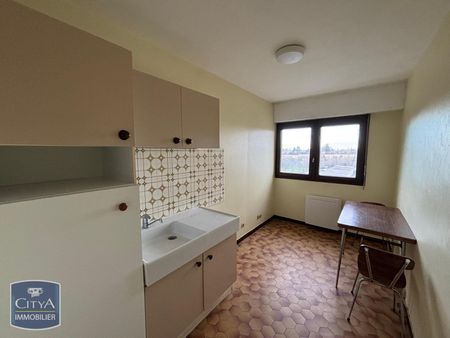Location Appartement 1 pièce 39m² CHATEAUROUX 36000 - Photo 3