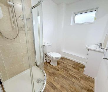 The Briary, Bexhill-on-sea, TN40 - Photo 6