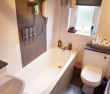 2 bedroom flat to rent - Photo 6