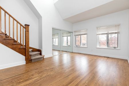 For Lease - 254 Spadina Road, Toronto, Ontario - Photo 3