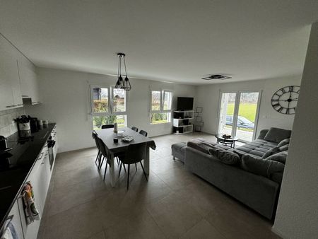 DANS UN CADRE REPOPSANT MAGNIFIQUE LOGEMENT DE 3½ PIECES - Photo 2