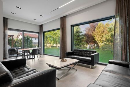 TUNARI, VILA MODERNA - 400 MP TOTAL, 1500 MP LOT! - Photo 5