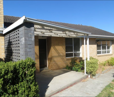 81 Patrick Street, Oakleigh East VIC 3166 - House For Rent | Domain - Photo 2