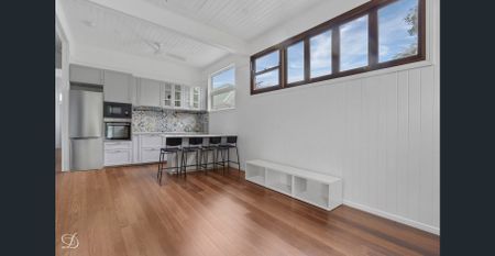 Fully Renovated Student Accommodation - Photo 3