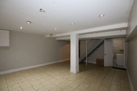 For Lease - 13 Hillgate Drive, Brampton, Ontario - Photo 3