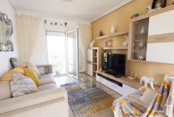 Bungalow con solarium privado en Playa Flamenca. Temporada baja.