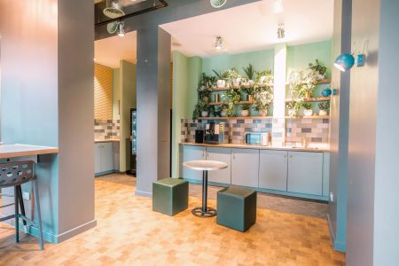 En Suite Cluster Premium 3 Bed - Photo 4