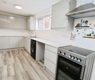 Victoria Place, Brightlingsea, CO7 - Photo 3