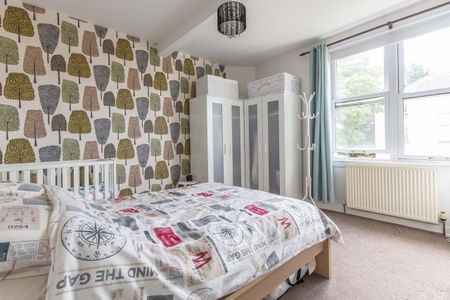 2217L - Prestonfield Avenue, Edinburgh, EH16 5EG - Photo 2