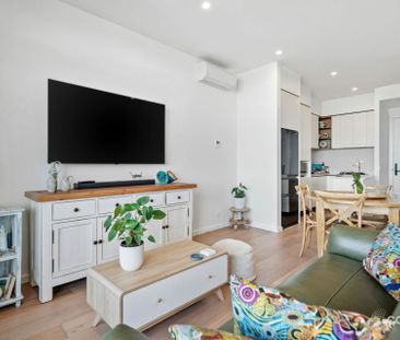 ONE BEDROOM PLUS MULTI PURPOSE ROOM & POOL - HEART OF KIRRA - Photo 4