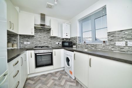 Manning Drive, Hull - Photo 5