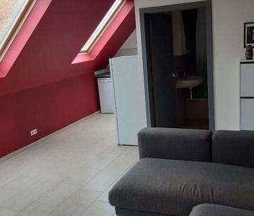 Appartement te huur in Merelbeke voor € 750 met 1 slaapkamer - Photo 3