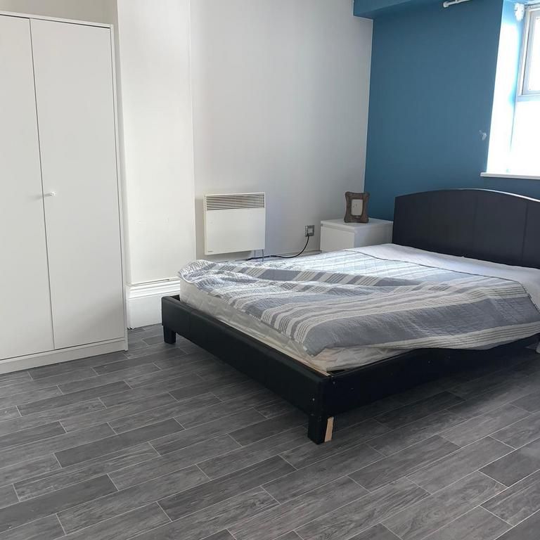 1 bedroom flat to rent - Photo 1