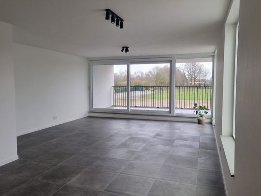 Modern appartement met 2 slaapkamers en private autostaanplaats - Foto 1