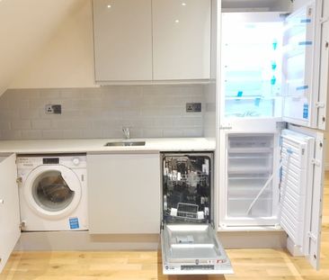 2 Bed Flat, Norbury Court Road, SW16 - Photo 5