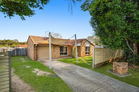 Family Home with Large Yard and Outdoor Entertaining - Photo 4