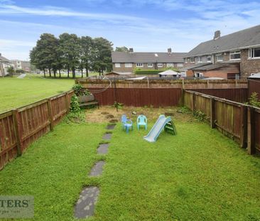 2 bedroom House To Let Total Size: 786 SQ FT - Photo 2