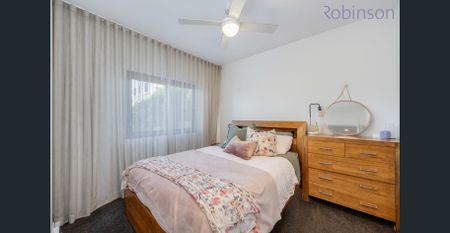 Ground Floor Unit with Private Courtyard Entry & Direct Basement Access - Photo 5