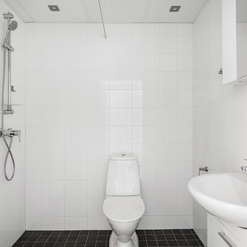 Kungsbäcksvägen, Gävle - Photo 1