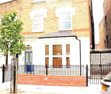 Studio to rent - Photo 6