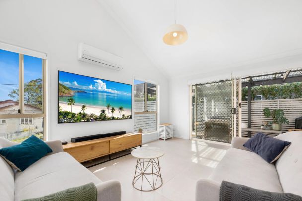 Spacious, Luxury Living Townhouse - Photo 1