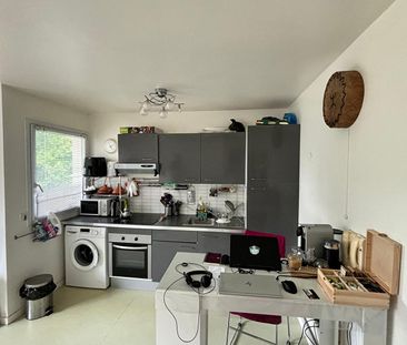 Location Appartement 2 pièces 42m² - Photo 4